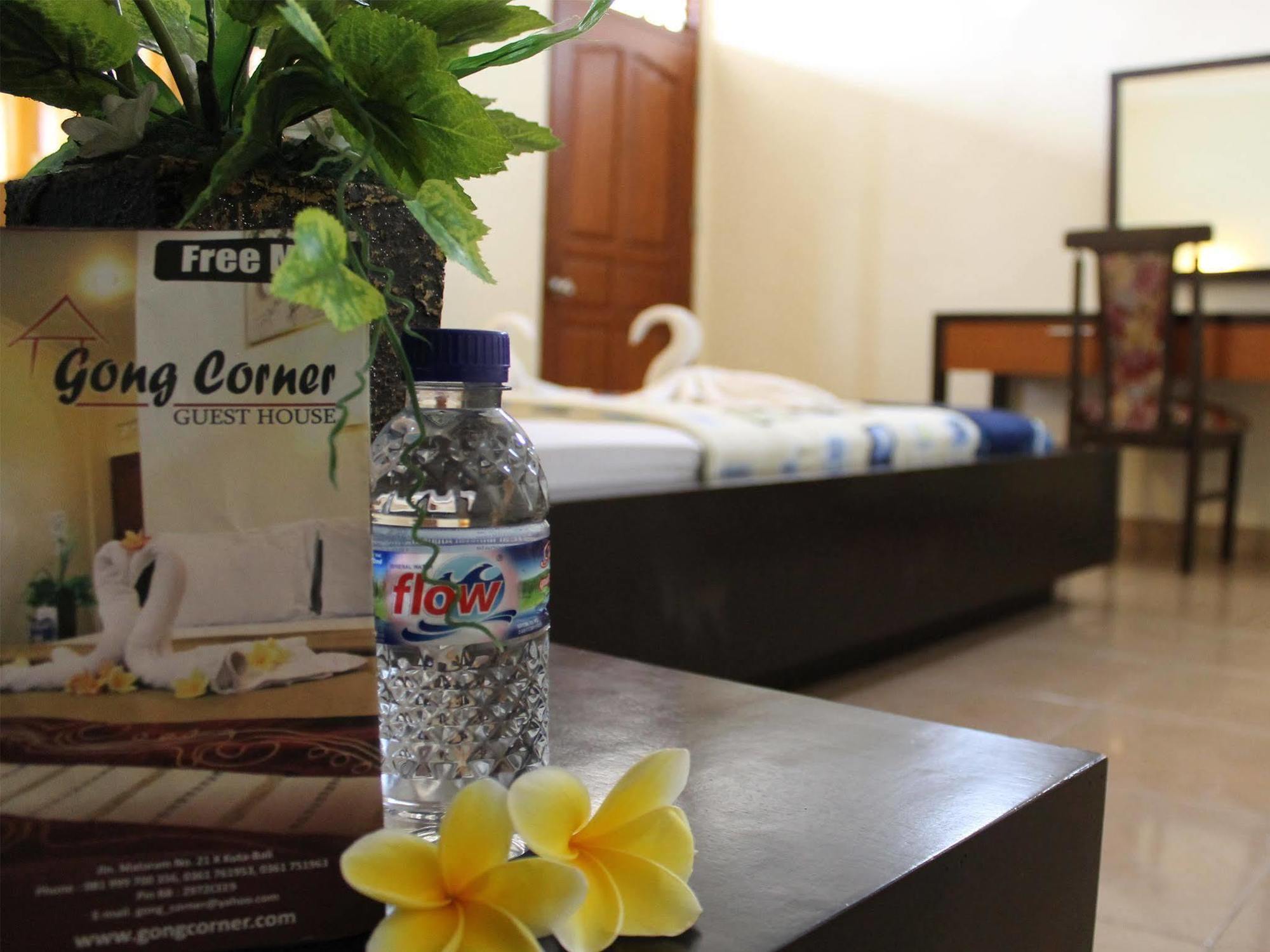 Hotel Vaccinated Staff - Oyo 3523 Gong Corner Kuta (Bali)