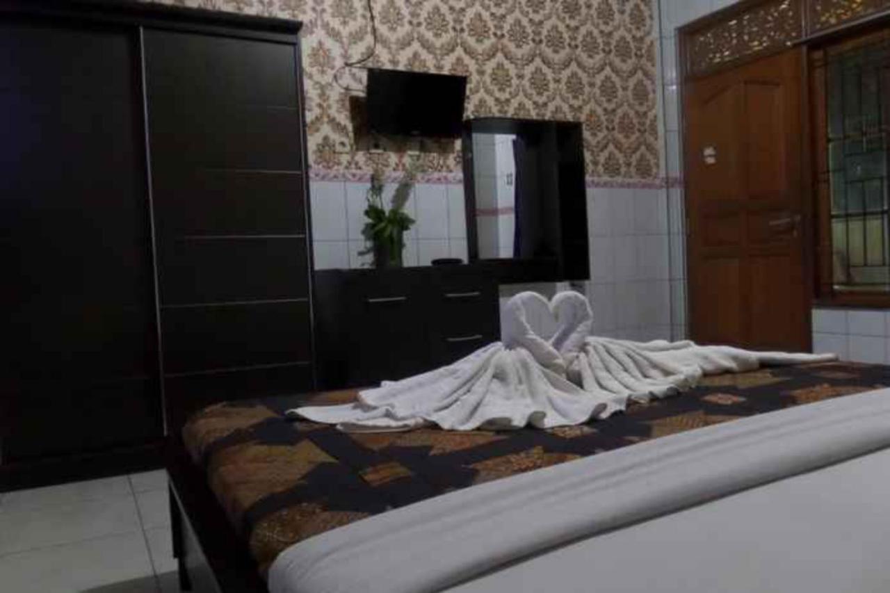 Hotel Vaccinated Staff - Oyo 3523 Gong Corner 2*
